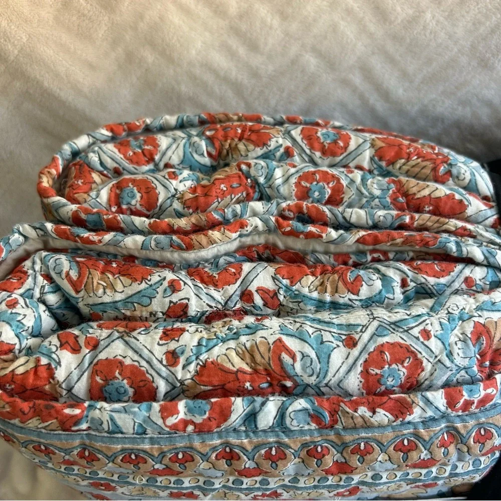 NEW Rachel Zoe Pasley Hand Stitched King Quilt 106"x92" - Picture 3 of 8